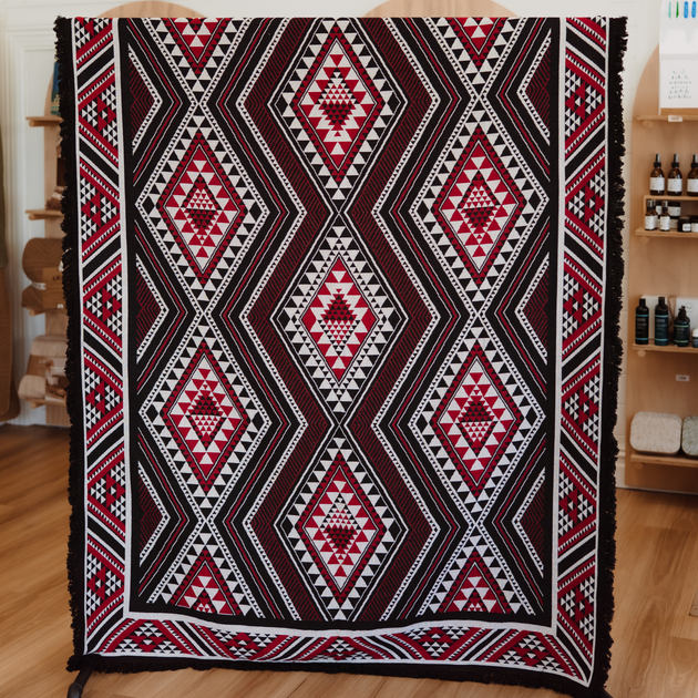 Ahvi Rug Awhi – Blackbird Goods